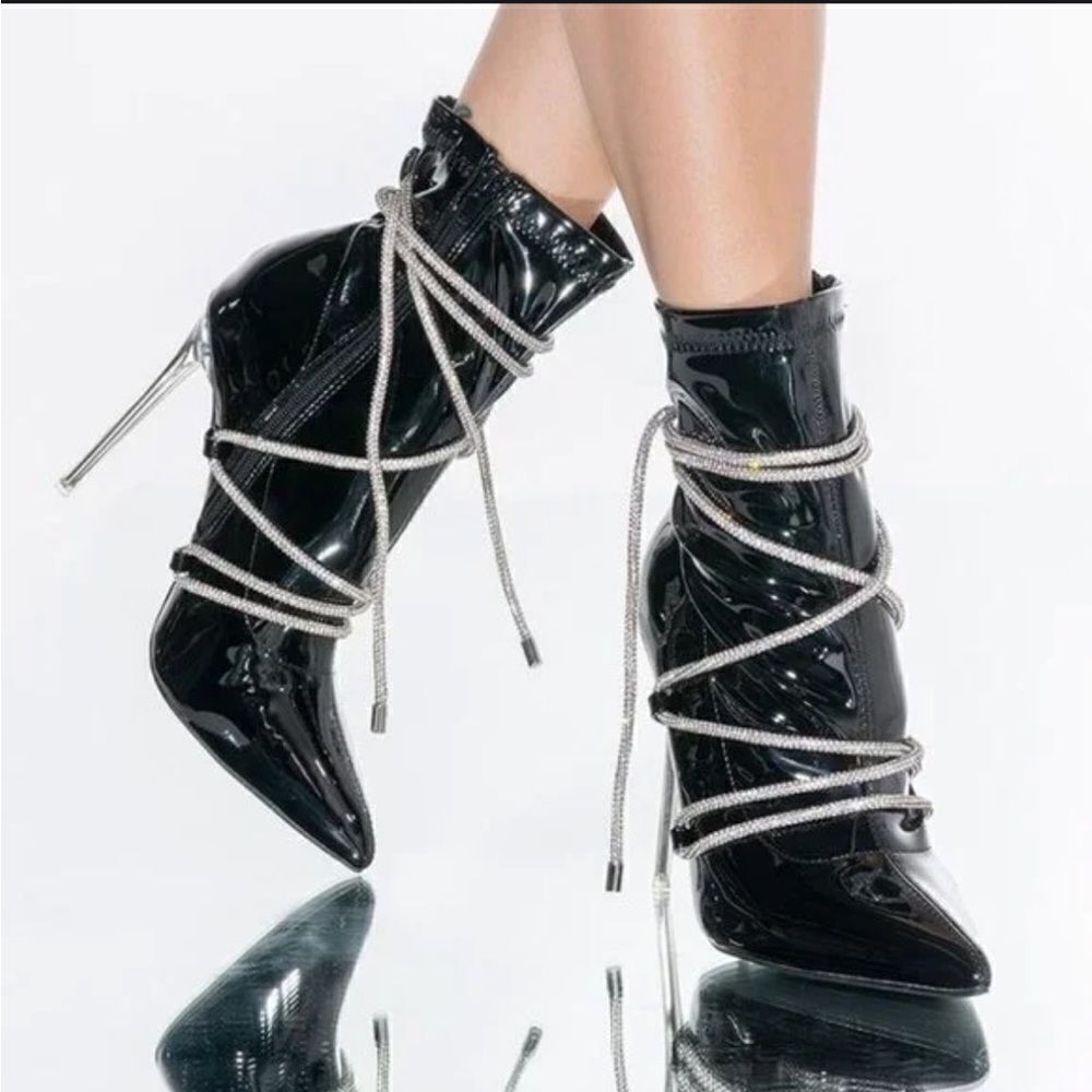 Azalea Wang Dripping‎ in Diamonds Patent Leather Booties Size 9, New without box